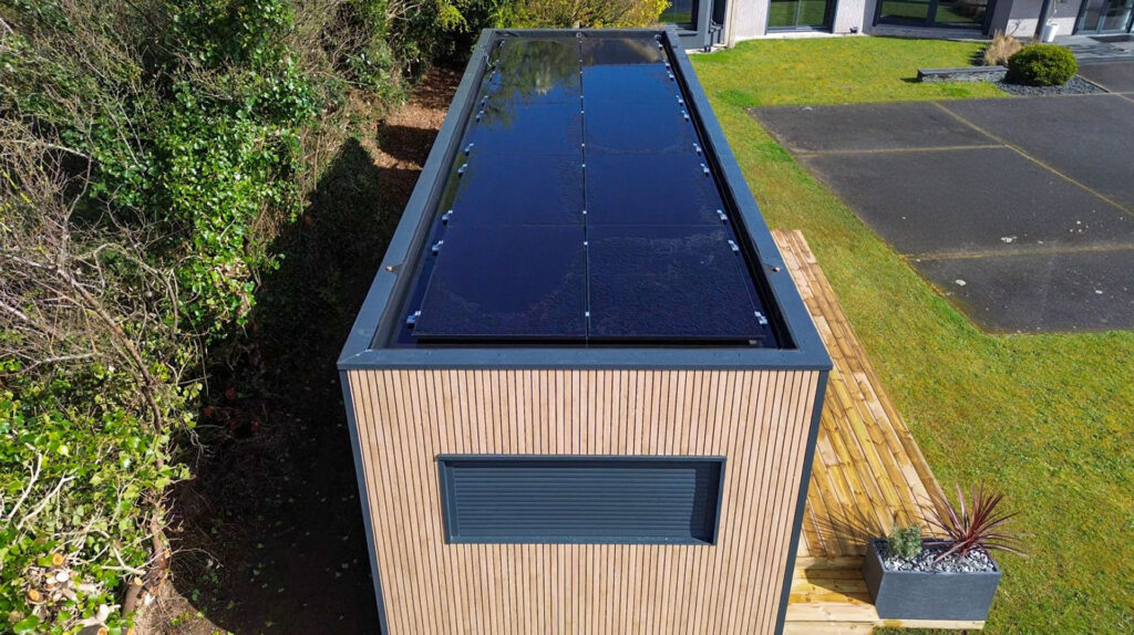 Installation solaire sur un studio de jardin par Nestorwatt