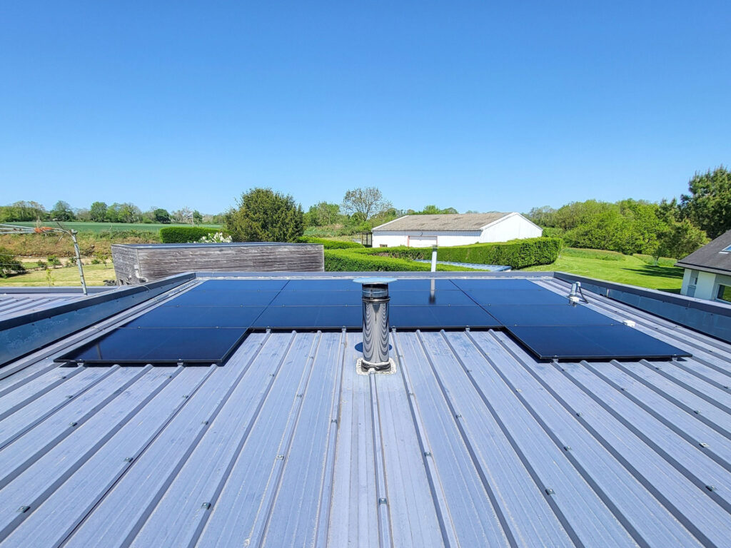 Installation solaire sur une toiture bac acier par Nestorwatt