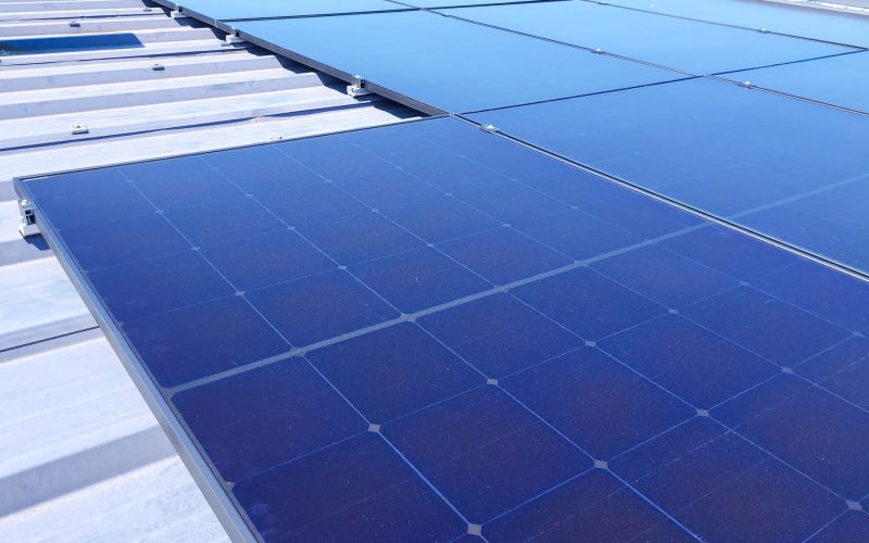 Panneau photovoltaïque sur bac acier par Nestorwatt